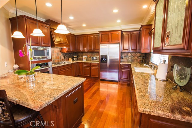 508 Lucia Avenue, Redondo Beach, California 90277, 4 Bedrooms Bedrooms, ,2 BathroomsBathrooms,Residential,Sold,Lucia,SB17079122