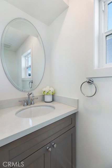 1524 Wollacott Street, Redondo Beach, California 90278, 4 Bedrooms Bedrooms, ,2 BathroomsBathrooms,Residential,Sold,Wollacott,SB19120609