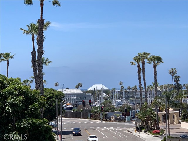 324 Catalina Avenue, Redondo Beach, California 90277, 2 Bedrooms Bedrooms, ,1 BathroomBathrooms,Residential,Sold,Catalina,SB19092970