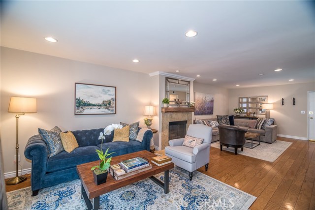 2000 Voorhees Avenue, Redondo Beach, California 90278, 3 Bedrooms Bedrooms, ,3 BathroomsBathrooms,Residential,Sold,Voorhees,SB20247328