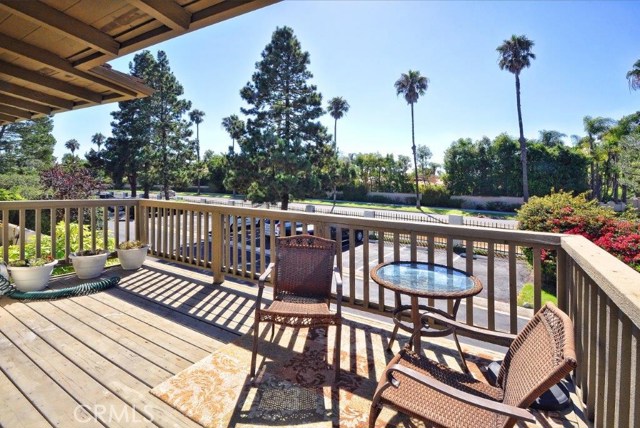 2 Sycamore Lane, Rolling Hills Estates, California 90274, 3 Bedrooms Bedrooms, ,3 BathroomsBathrooms,Residential,Sold,Sycamore,PV18221365