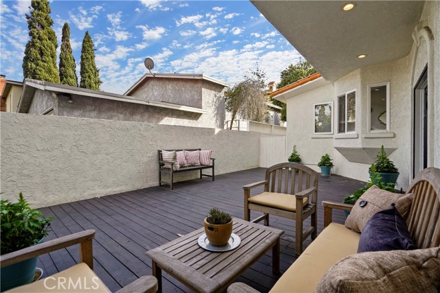 940 Rosecrans Avenue, Manhattan Beach, California 90266, 5 Bedrooms Bedrooms, ,2 BathroomsBathrooms,Residential,Sold,Rosecrans,SB21035135