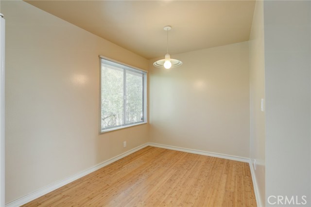 Breakfast nook off kitchen