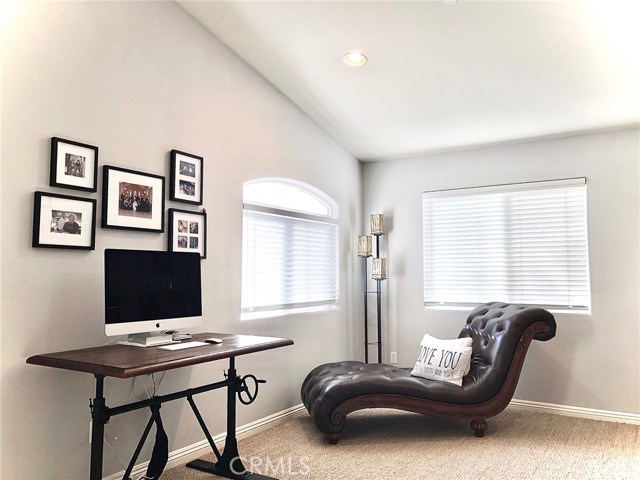 2220 Rockefeller Lane, Redondo Beach, California 90278, 3 Bedrooms Bedrooms, ,2 BathroomsBathrooms,Residential,Sold,Rockefeller,PV19241545