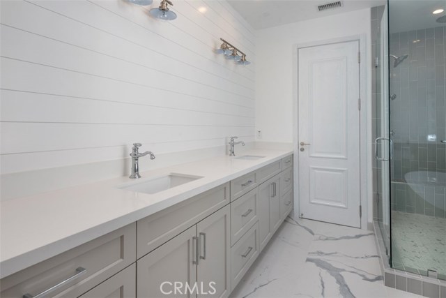 2119 Marshallfield Lane, Redondo Beach, California 90278, 4 Bedrooms Bedrooms, ,3 BathroomsBathrooms,Residential,Sold,Marshallfield,PV18268433