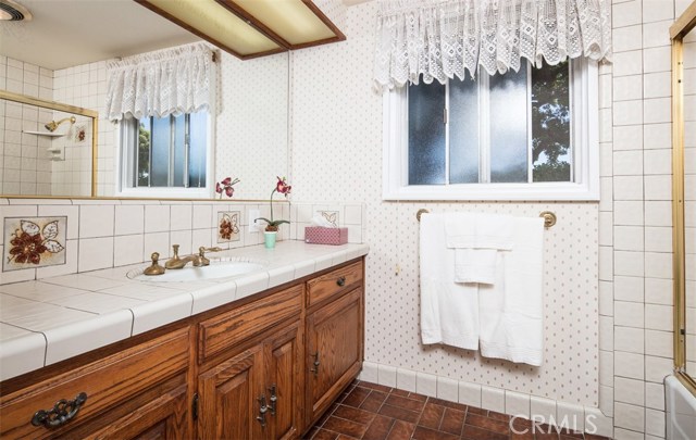 2215 Potrillo Road, Rolling Hills Estates, California 90274, 3 Bedrooms Bedrooms, ,2 BathroomsBathrooms,Residential,Sold,Potrillo,SB17073978