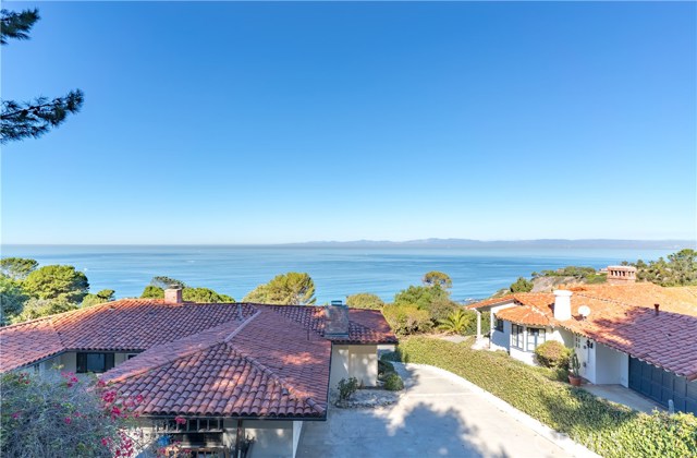 1104 Palos Verdes Drive, Palos Verdes Estates, California 90274, 3 Bedrooms Bedrooms, ,2 BathroomsBathrooms,Residential,Sold,Palos Verdes,SB18274348