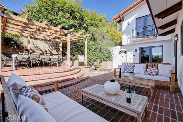 607 Gould Terrace, Hermosa Beach, California 90254, 3 Bedrooms Bedrooms, ,3 BathroomsBathrooms,Residential,Sold,Gould,SB21042448