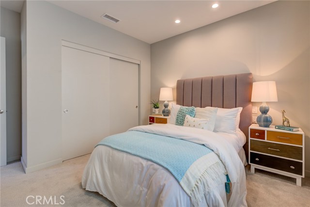 102 Prospect Avenue, Redondo Beach, California 90277, 3 Bedrooms Bedrooms, ,1 BathroomBathrooms,Residential,Sold,Prospect,SB19223229