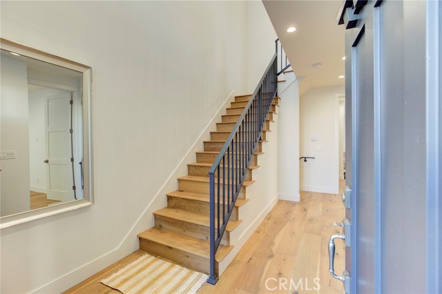 124 Guadalupe Avenue, Redondo Beach, California 90277, 3 Bedrooms Bedrooms, ,2 BathroomsBathrooms,Residential,Sold,Guadalupe,SB19041169