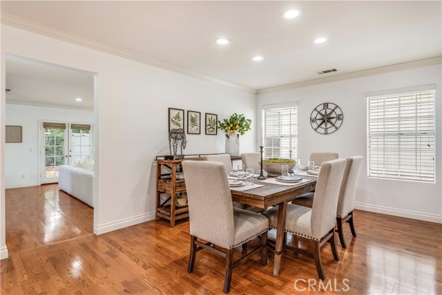 1413 Oak, Manhattan Beach, California 90266, 4 Bedrooms Bedrooms, ,2 BathroomsBathrooms,Residential,Sold,Oak,SB19132316