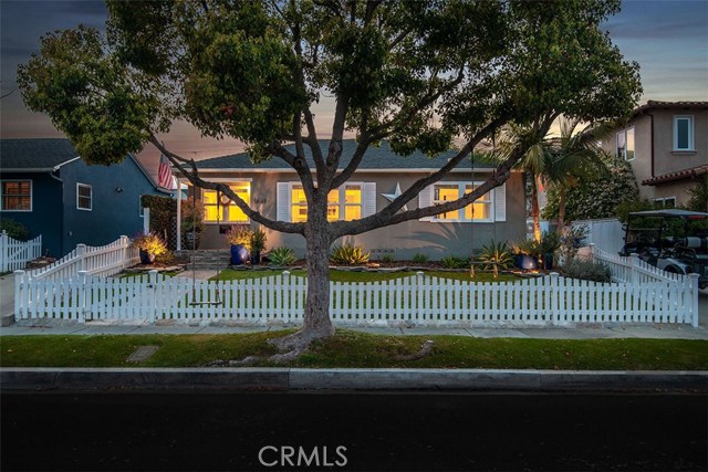 1601 Wendy Way, Manhattan Beach, California 90266, 3 Bedrooms Bedrooms, ,2 BathroomsBathrooms,Residential,Sold,Wendy,SB20050388