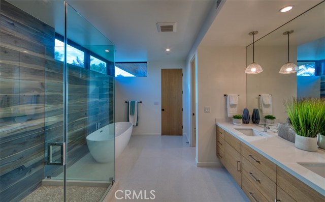 246 30th Street, Hermosa Beach, California 90254, 4 Bedrooms Bedrooms, ,4 BathroomsBathrooms,Residential,Sold,30th,SB19212204