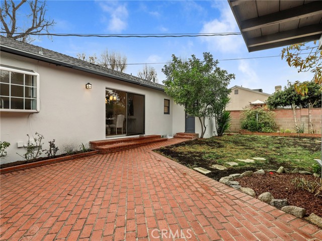 2 Bed Home for Sale in Van Nuys, California
