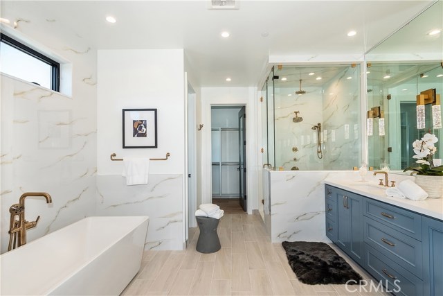 856 14th Street, Manhattan Beach, California 90266, 5 Bedrooms Bedrooms, ,5 BathroomsBathrooms,Residential,Sold,14th,SB18245508