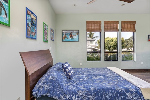 310 Hollowell Avenue, Hermosa Beach, California 90254, 4 Bedrooms Bedrooms, ,4 BathroomsBathrooms,Residential,Sold,Hollowell,SB20035338