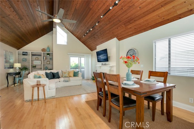 1739 Stanford Avenue, Redondo Beach, California 90278, 3 Bedrooms Bedrooms, ,2 BathroomsBathrooms,Residential,Sold,Stanford,SB18228570