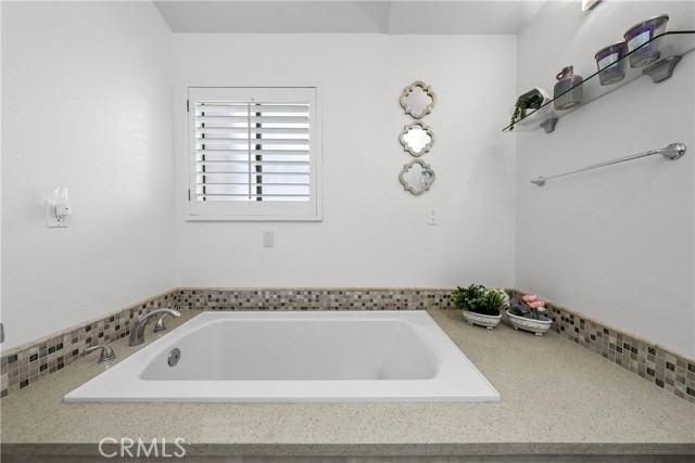 2603 Gates Avenue, Redondo Beach, California 90278, 3 Bedrooms Bedrooms, ,2 BathroomsBathrooms,Residential,Sold,Gates,SB21077665