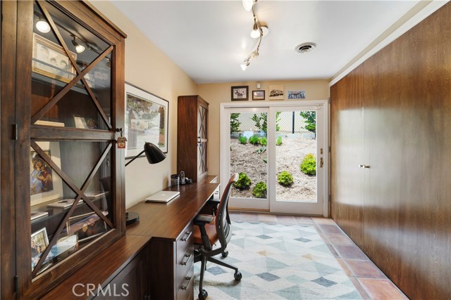 5024 Elmdale Drive, Rolling Hills Estates, California 90274, 4 Bedrooms Bedrooms, ,2 BathroomsBathrooms,Residential,Sold,Elmdale,SB20127601