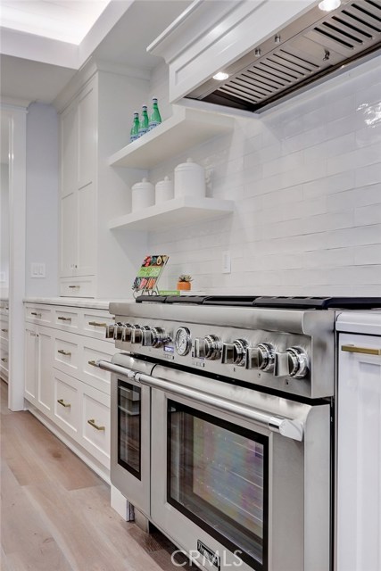 1716 Oak Avenue, Manhattan Beach, California 90266, 5 Bedrooms Bedrooms, ,5 BathroomsBathrooms,Residential,Sold,Oak,SB19008718