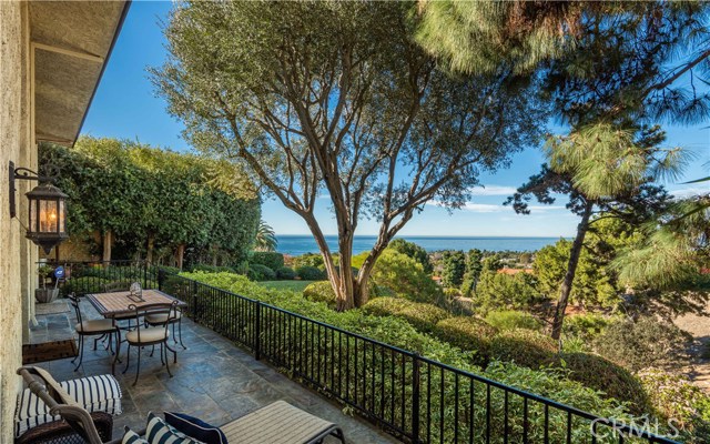 2601 Via Olivera, Palos Verdes Estates, California 90274, 5 Bedrooms Bedrooms, ,3 BathroomsBathrooms,Residential,Sold,Via Olivera,PV21000814