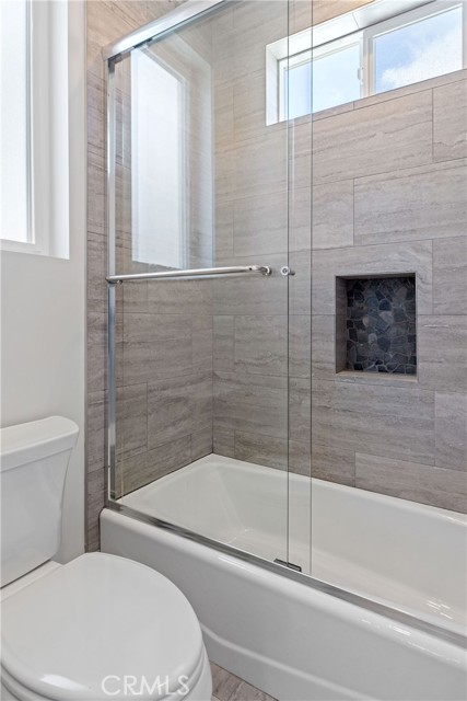 2013 Voorhees Avenue, Redondo Beach, California 90278, 4 Bedrooms Bedrooms, ,3 BathroomsBathrooms,Residential,Sold,Voorhees,SB21088037