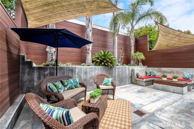 1245 8th Street, Hermosa Beach, California 90254, 3 Bedrooms Bedrooms, ,2 BathroomsBathrooms,Residential,Sold,8th,SB20102042
