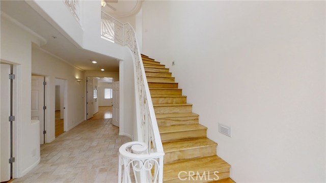 625 Lucia Avenue, Redondo Beach, California 90277, 3 Bedrooms Bedrooms, ,2 BathroomsBathrooms,Residential,Sold,Lucia,SB20075616