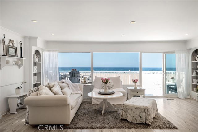 3007 The Strand, Hermosa Beach, California 90254, 4 Bedrooms Bedrooms, ,3 BathroomsBathrooms,Residential,Sold,The Strand,SB21070884