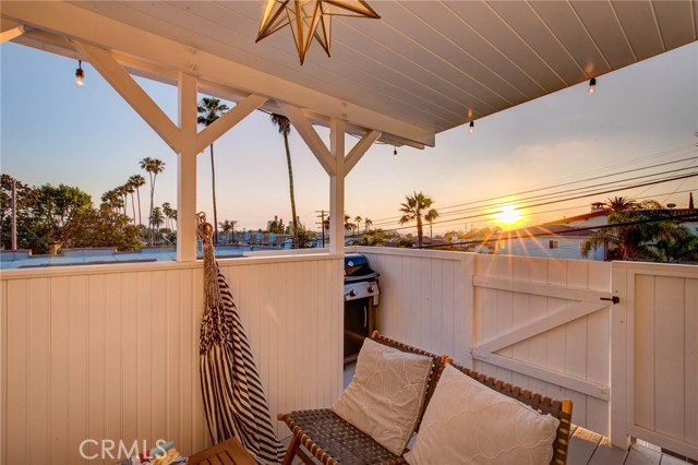 706 Beryl Street, Redondo Beach, California 90277, 2 Bedrooms Bedrooms, ,1 BathroomBathrooms,Residential,Sold,Beryl,SB19165905