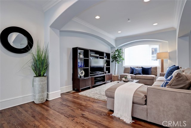 520 Esplanade, Redondo Beach, California 90277, 3 Bedrooms Bedrooms, ,2 BathroomsBathrooms,Residential,Sold,Esplanade,SB19051204