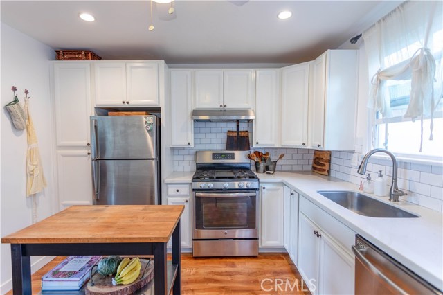 2022 Rockefeller Lane, Redondo Beach, California 90278, 2 Bedrooms Bedrooms, ,1 BathroomBathrooms,Residential,Sold,Rockefeller,SB20182136