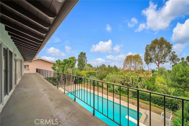 2221 Via Cerritos, Palos Verdes Estates, California 90274, 4 Bedrooms Bedrooms, ,3 BathroomsBathrooms,Residential,Sold,Via Cerritos,SB20192533