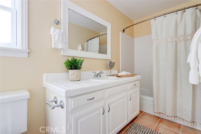 1221 Stanford Avenue, Redondo Beach, California 90278, 3 Bedrooms Bedrooms, ,2 BathroomsBathrooms,Residential,Sold,Stanford,SB19233175