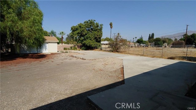 Center, 92507, ,For Sale,Center,IV20188833