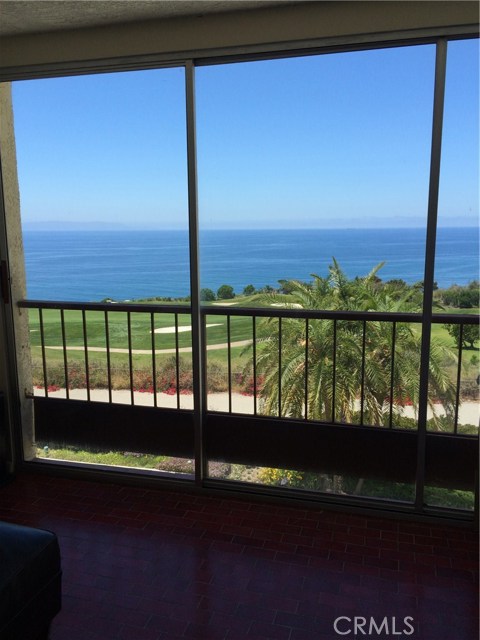 3200 La Rotonda Drive, Rancho Palos Verdes, California 90275, 2 Bedrooms Bedrooms, ,1 BathroomBathrooms,Residential,Sold,La Rotonda,SB17129072