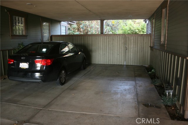 2 guest parking spaces shared with the other 3 units.