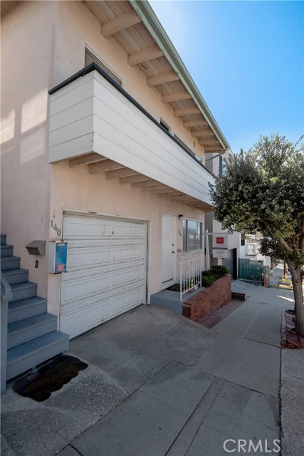 138 30th Street, Hermosa Beach, California 90254, 3 Bedrooms Bedrooms, ,3 BathroomsBathrooms,Residential,Sold,30th,SB21044584