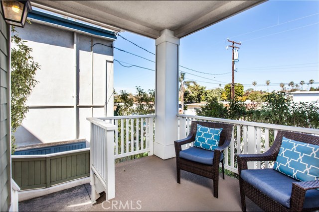 1202 Tennyson Street, Manhattan Beach, California 90266, 3 Bedrooms Bedrooms, ,2 BathroomsBathrooms,Residential,Sold,Tennyson,SB18051146