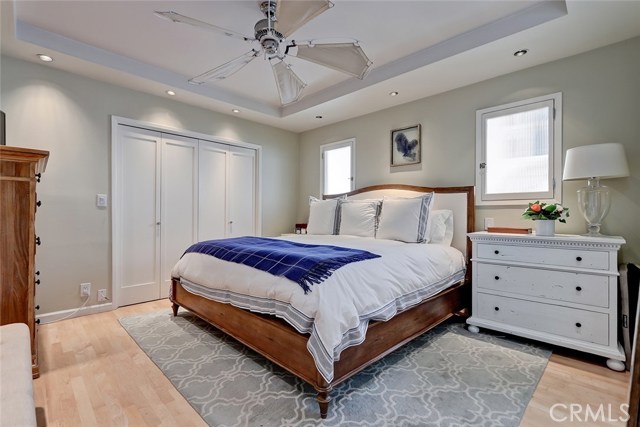 1212 Elm Avenue, Manhattan Beach, California 90266, 3 Bedrooms Bedrooms, ,2 BathroomsBathrooms,Residential,Sold,Elm,SB19051090