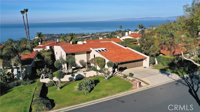 1443 Via Castilla, Palos Verdes Estates, California 90274, 4 Bedrooms Bedrooms, ,3 BathroomsBathrooms,Residential,Sold,Via Castilla,PV21004252