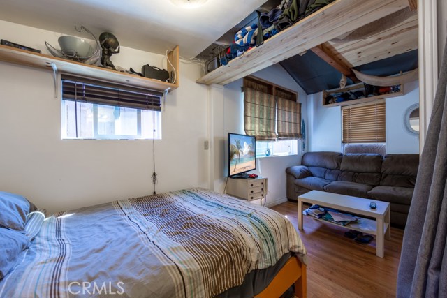 853 Avenue B, Redondo Beach, California 90277, 3 Bedrooms Bedrooms, ,1 BathroomBathrooms,Residential,Sold,Avenue B,SB21044486