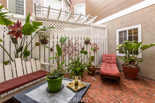 2006 Aviation Way, Redondo Beach, California 90278, 3 Bedrooms Bedrooms, ,2 BathroomsBathrooms,Residential,Sold,Aviation,SB18089847