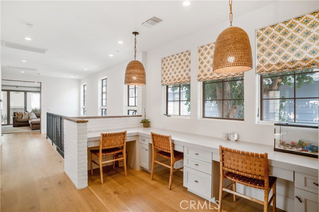 555 35th Street, Manhattan Beach, California 90266, 4 Bedrooms Bedrooms, ,1 BathroomBathrooms,Residential,Sold,35th,SB19216945 555 35th Street, Manhattan Beach, California 90266, 4 Bedrooms Bedrooms, ,1 BathroomBathrooms,Residential,Sold,35th,SB19216945