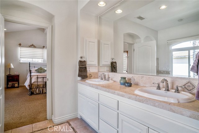 1909 Plant Avenue, Redondo Beach, California 90278, 4 Bedrooms Bedrooms, ,2 BathroomsBathrooms,Residential,Sold,Plant,SB19198683