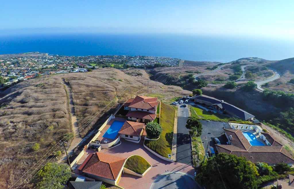 30760 Tarapaca Rd, Rancho Palos Verdes, California 90275, 4 Bedrooms Bedrooms, ,3 BathroomsBathrooms,Residential,Sold,Tarapaca Rd,SB17212395