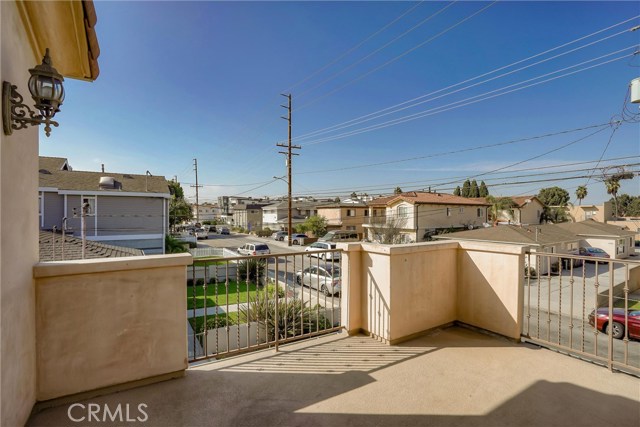 2318 Vanderbilt Lane, Redondo Beach, California 90278, 3 Bedrooms Bedrooms, ,2 BathroomsBathrooms,Residential,Sold,Vanderbilt,SB20231755