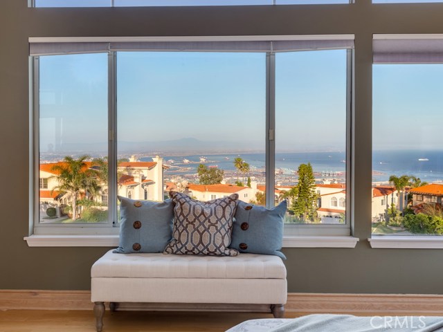 16 Avenida De Camelia, Rancho Palos Verdes, California 90275, 4 Bedrooms Bedrooms, ,3 BathroomsBathrooms,Residential,Sold,Avenida De Camelia,PV17086557