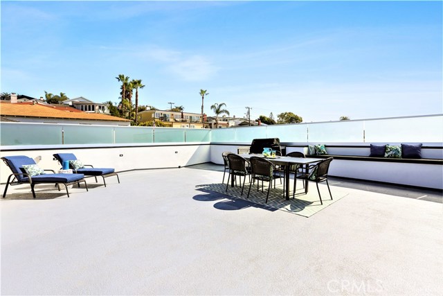The Roof Deck has Built-in seating, a Barbeque Cooking Center and Water and Gas Hook-ups.