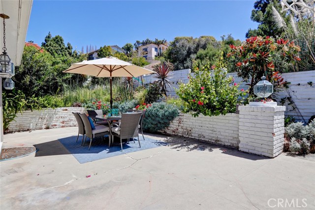 1629 Via Zurita, Palos Verdes Estates, California 90274, 5 Bedrooms Bedrooms, ,2 BathroomsBathrooms,Residential,Sold,Via Zurita,SB18107259